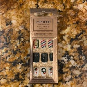 Kiss Impress Couture Limited Edition